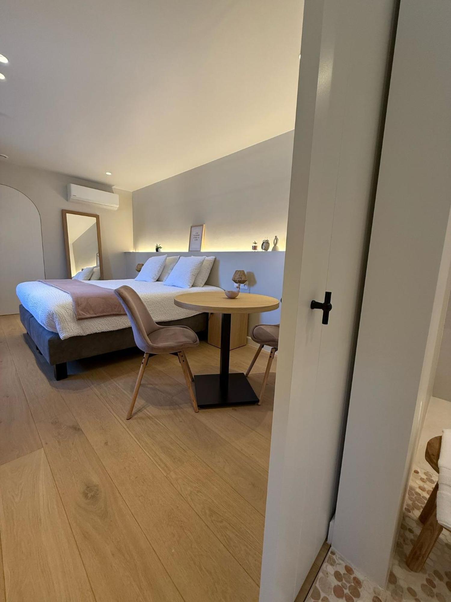 Huyze Vinteling Bed and Breakfast Ieper Eksteriør billede